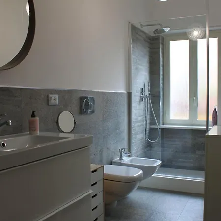 Pierre Holiday Homes Рим